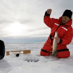 HawkEye FishTrax IceShack Enclosure -Marine Equipment & Accessories Sales Store hawkeye acc ff 1529 fishtrax iceshack 09849.1651267754