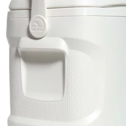 Igloo Marine Ultra 30 Quart Cooler -Marine Equipment & Accessories Sales Store igloo 00044726 marine ultra 30 quart cooler 63443.1650936263