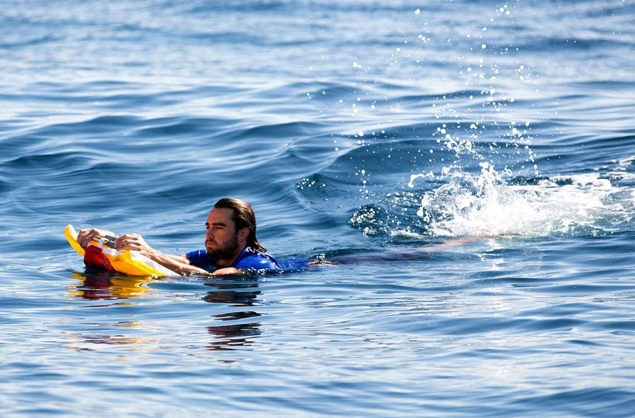 ThrowRaft TD2401 Inflatable Throwable Type IV PFD 3 ThrowRaft TD2401 Inflatable Throwable Type IV PFD - Image 3