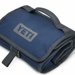YETI Daytrip Lunch Bags -Marine Equipment & Accessories Sales Store yeti daytrip lunch bags 21668.1655138807